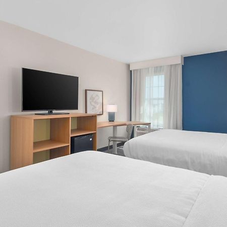 Spark By Hilton Minot Bagian luar foto
