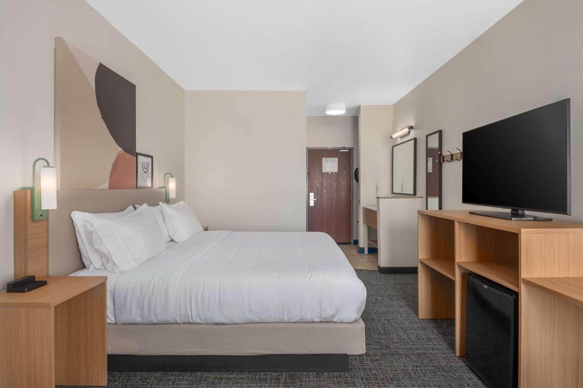 Spark By Hilton Minot Bagian luar foto